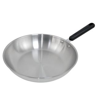 SILWA 西華 厚釜不鏽鋼平底鍋 28cm，厚釜鍋體受熱均勻，不鏽鋼材質堅固耐用，適用多種爐具, 1個
