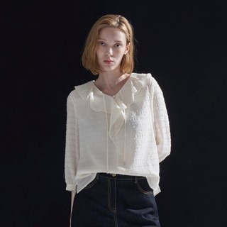 Olivia Lauren 刺繡細節荷葉邊上衣 VOCNL5F7331
