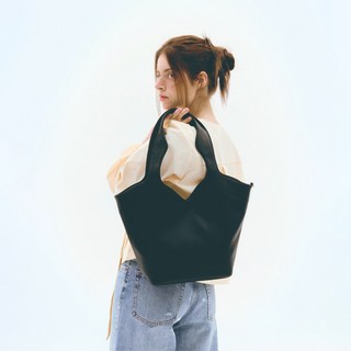 goodgirlbut Bunny 柔軟托特包