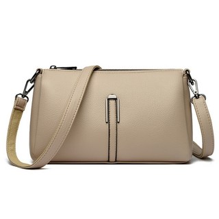 Chichills Vercité 小巧金屬亮點迷你肩背斜揹包 11817, 卡其色