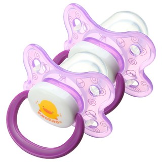 PiYOPiYO 黃色小鴨 拇指型安撫奶嘴 較大型 附透明保潔蓋 符合寶寶嘴型設計 不含BPA, 紫色, 6個月以上, 2個