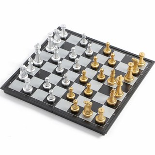 Tree Antique 折疊式磁性西洋棋組 36 x 36 cm, 金色 + 銀色