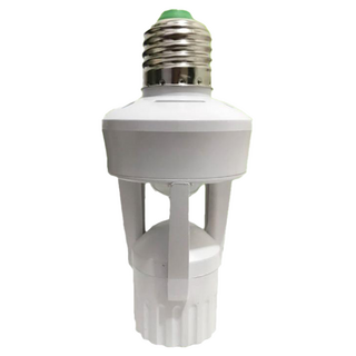 Family Bear 熊讚 智能感應燈泡轉接座 光控+360° 人體感應 適用電壓 AC 100-240V E27螺旋, 1個