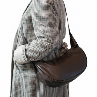 頭層牛皮慵懶肩背半月女包