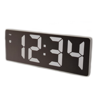 沐慕家居 LED電子時鐘鬧鐘, ABS塑料, 尺寸15.5x2x6cm, 使用4號電池, 黑殼鏡面白燈