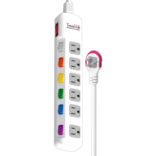 Tyson 太順電業 3孔7開6插 防雷擊延長線插座 高耐熱防火機身 一體成型電路設計 4N級高純度無氧銅導體 VCTF雙絕緣線材, 1.8m, 白色, 1條