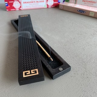 8309 黑檀木質線香座, 雙子