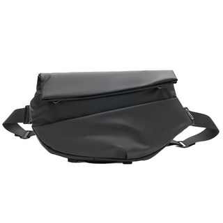 E.City 韓版時尚防潑水胸包扁挎包, 30 x 20 x 13cm, 黑色