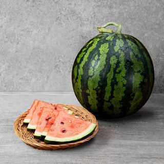 곰곰 당도선별 수박, 5kg이상, 1개