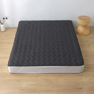 Daily Breeze 絎縫床墊墊, 炭灰色