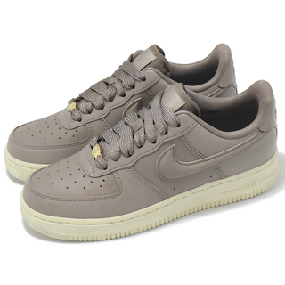 NIKE 耐吉 女款 W AIR FORCE 1 07 休閒鞋 HF2014-200