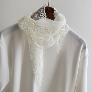 Babisoo 安迪蕾絲刺繡花朵領巾