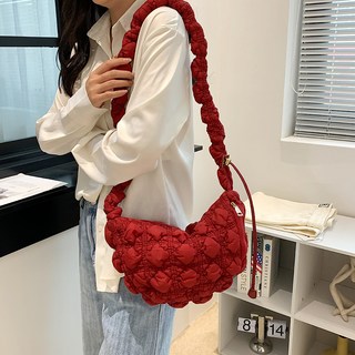 MEICHEL Bong Bong 雲朵可愛抓皺絎縫包 11391, 紅色