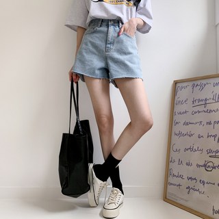 Chic Black 女款 Fruby 割破水洗短褲 PT9543K23