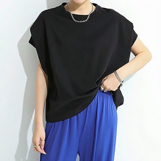 Queenis 女款撞色圓領蝙蝠袖T恤