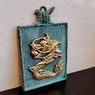 Kuching island. 黃銅手工龍相框, 青銅(金龍)