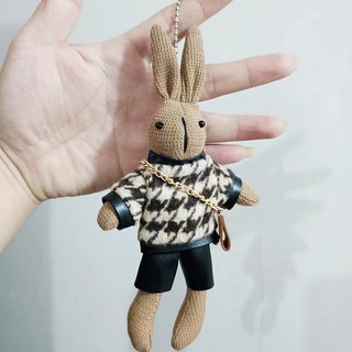 Elsso 復古格子針織兔子娃娃鑰匙圈 後揹包吊飾