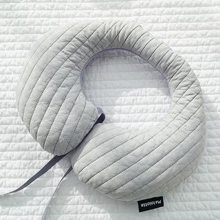 Malolotte 絎縫刺繡嬰兒護頸枕, 灰色