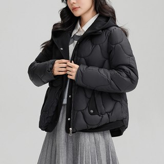 MarketA 女款連帽短版絎縫外套