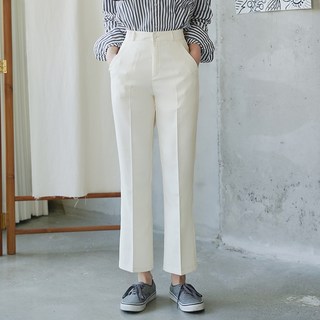 女款微喇叭九分褲 S1115