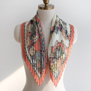 Vavisoo 百褶魯明絲巾