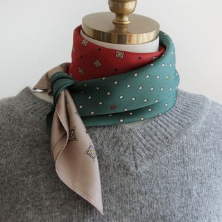 Vavisoo Maison圓點絲巾