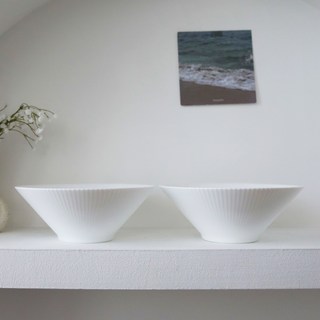 askj Raboni白瓷皺褶麵碗, 2個, 單一顏色