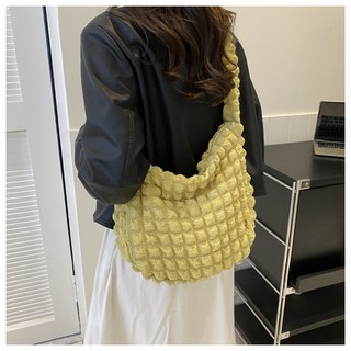 PEONIST 澎澎絎縫雲朵包, 卡其色