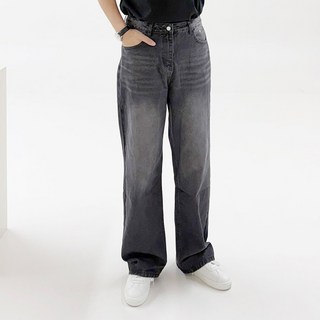 男款石洗微寬版日常牛仔褲