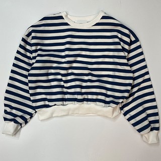 TEETAK 女款大尺碼日常寬鬆圓領條紋刷毛可愛下擺短版大學T