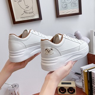 Winwin 公司 女款小熊刺繡休閒帆布鞋 YT_RC1593