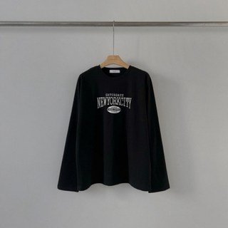 Andaromi 女款紐約市長袖T恤