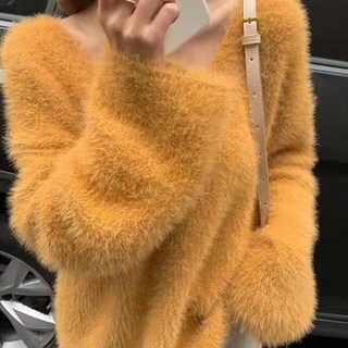 ViVEMO 女款舒適寬鬆深V領毛絨針織衫 10796