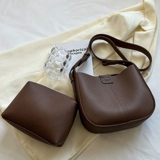 Syunick Vibe 皮革斜背包, 深棕色