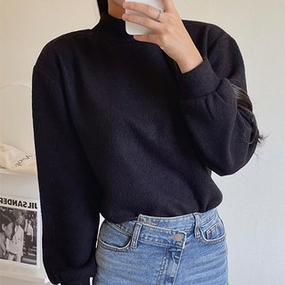 Lamir 女款柔美寬鬆版高領燈籠袖短版針織T恤