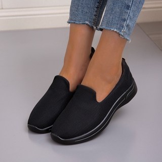 Hestia 柔軟氣墊休閒平底鞋