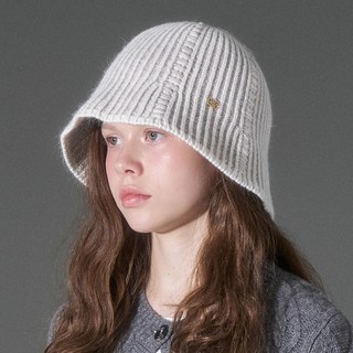 화이트샌즈 벨로나 투톤 스트라이프 니트 햇
