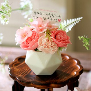 ScentBasket 人造花束 絲花 香皂花 康乃馨桌花 + LED燈飾 + 手提盒 + 裝飾插牌 + 零用錢信封 套組, 1套, 粉紅色