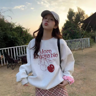 PEONIST 圓領寬鬆版型櫻桃印花長袖大學T