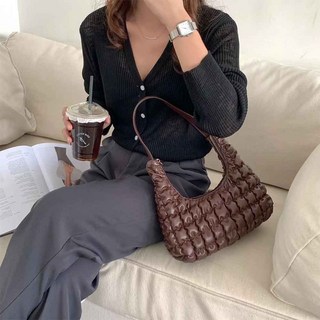 Planday COOS 壓花雲朵絎縫肩背包