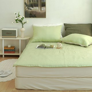 eightroom Pure Night 微纖維條紋絎縫墊/床罩, 酪梨綠