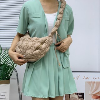 雲朵抓皺布料流浪肩背包, 米色