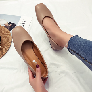 TCR Lucy 26號 簡約樂福鞋