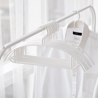 살림의기술 어깨뿔 미끄럼 방지 니트 옷걸이, 화이트, 10개