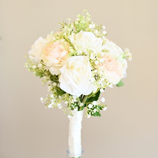 Garden in the City 人造花 浪漫芍藥花束, 白色, 1個