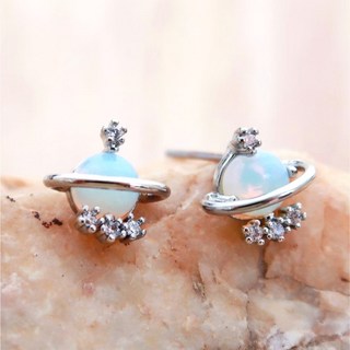 MOOLDN 女用925純銀極光珍珠太空船寶石簡約耳環