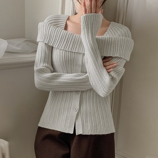 Another TWEE 女款 Judith 鈕扣露肩針織衫 tnt0539