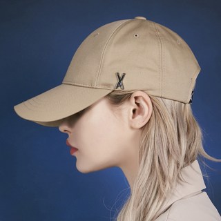 VARZAR 鉚釘標誌寬鬆棒球帽