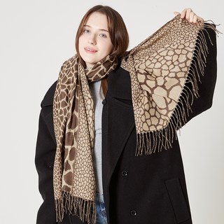 Puton 長頸鹿斑紋大型圍巾
