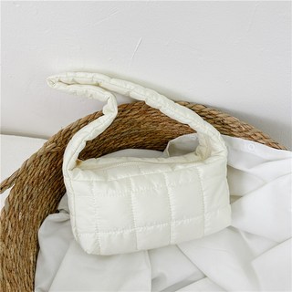 Hilio 迷你絎縫手提雲朵包, 白色